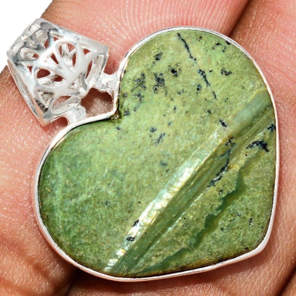 IMPERIAL OPAL HEART PENDANT in 925 SOLID SILVER
